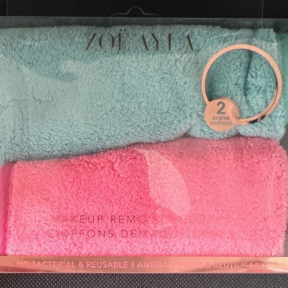 NIB Zoe Ayla Makeup Removing Cloths